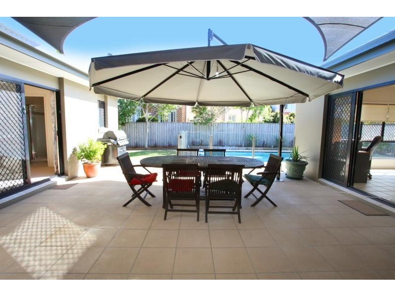 3 Morea Court, Varsity Lakes QLD 4227