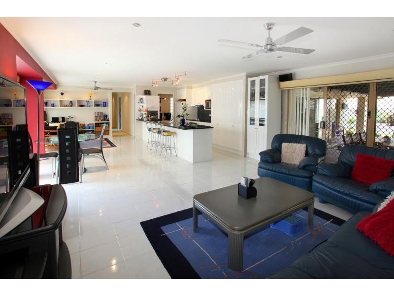 175 Ron Penhaligon Way, Robina QLD 4226