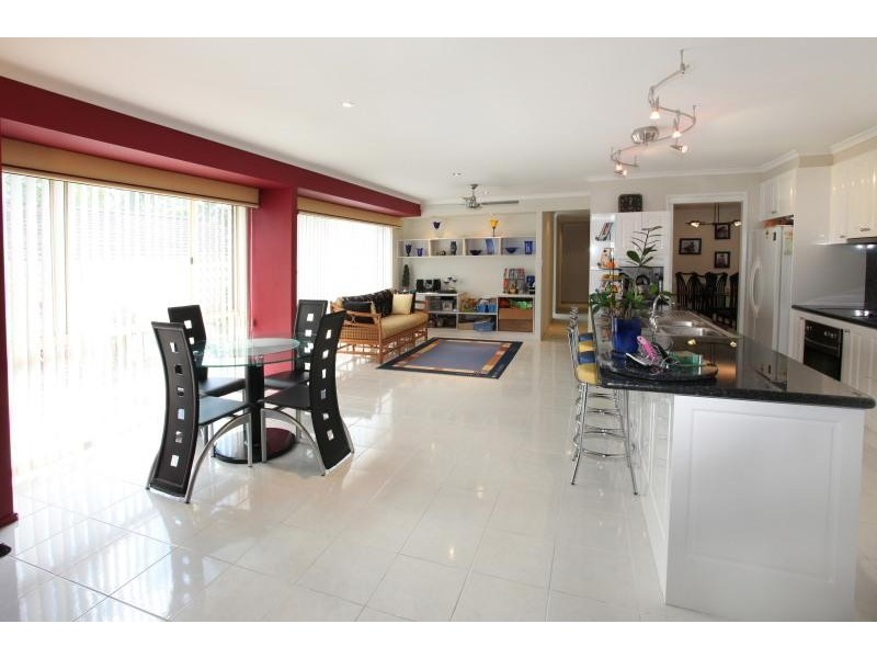 175 Ron Penhaligon Way, Robina QLD 4226