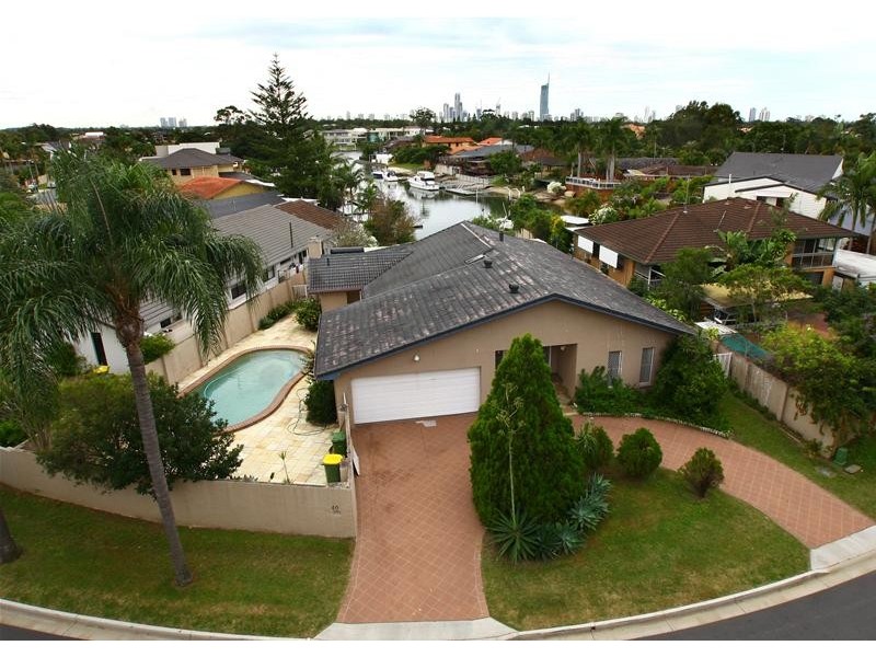 40 Cypress Drive, Broadbeach Waters QLD 4218