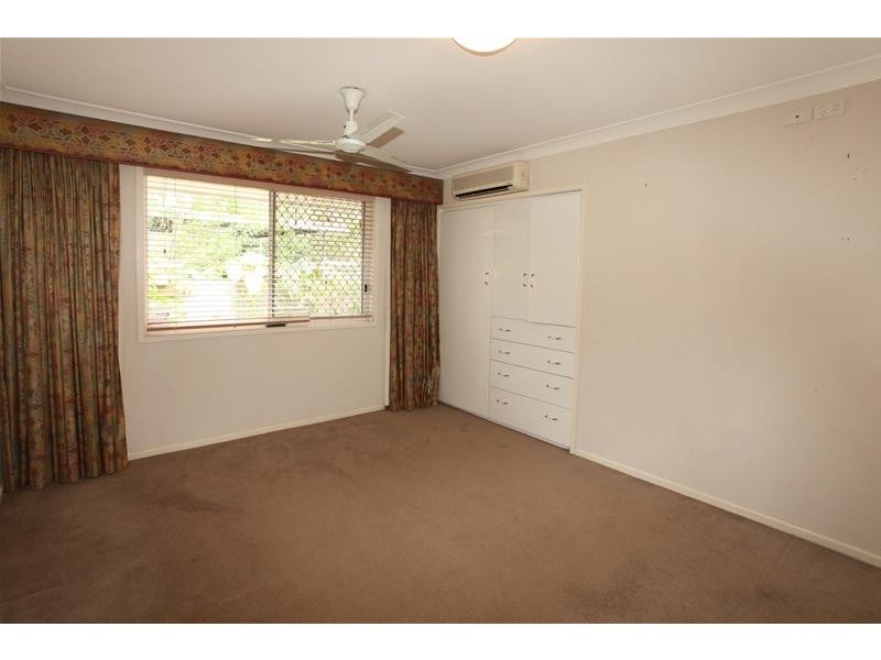 40 Cypress Drive, Broadbeach Waters QLD 4218