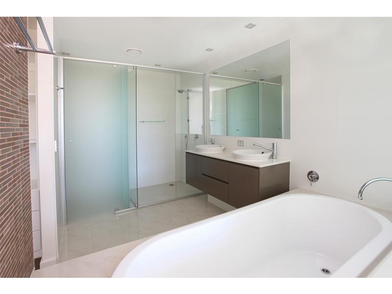 3039/3029 The Boulevard, Carrara QLD 4211