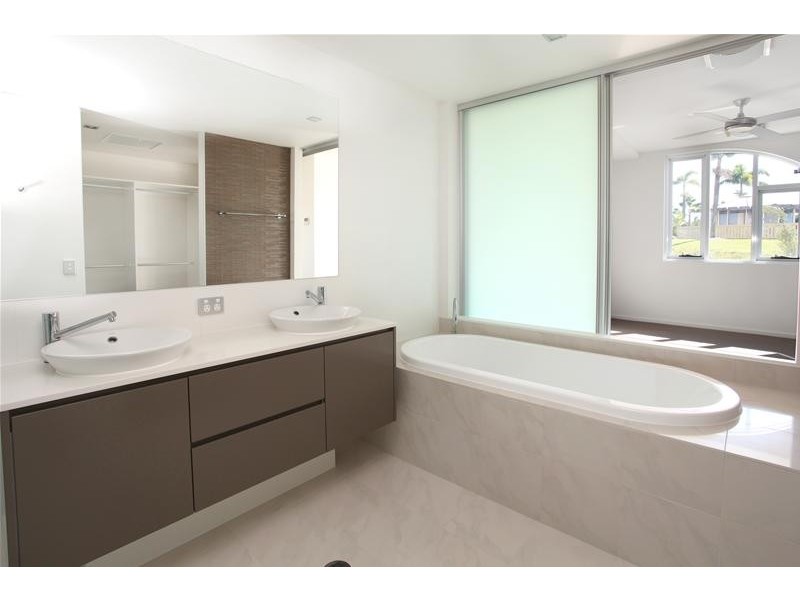 3039/3029 The Boulevard, Carrara QLD 4211
