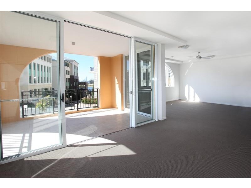 3039/3029 The Boulevard, Carrara QLD 4211