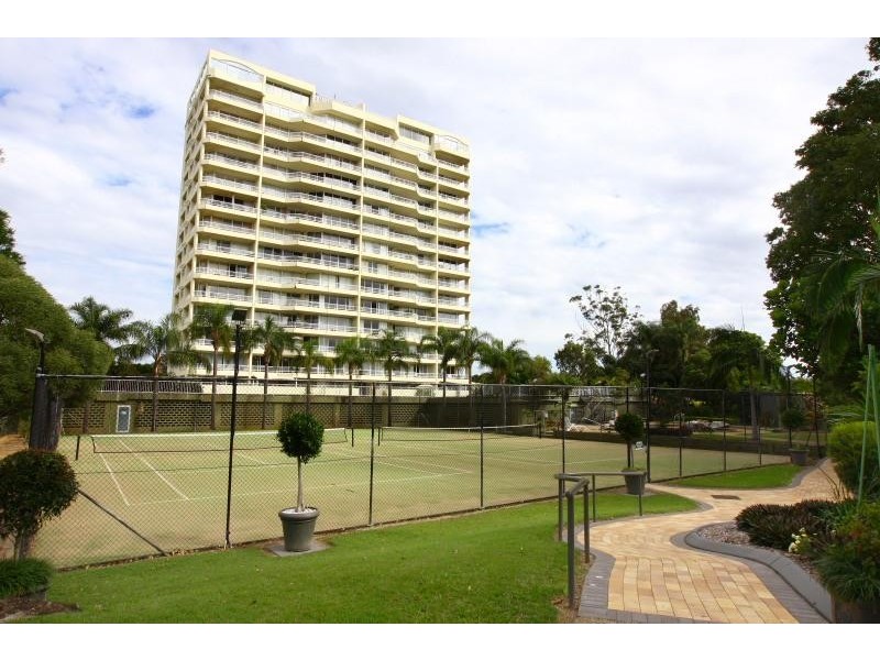 4/56 Hooker Boulevard, Mermaid Waters QLD 4218