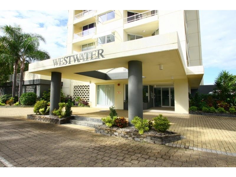 4/56 Hooker Boulevard, Mermaid Waters QLD 4218