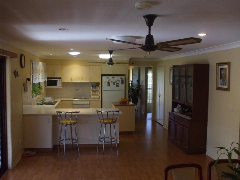 8 Intrepid Drive, Mermaid Waters QLD 4218