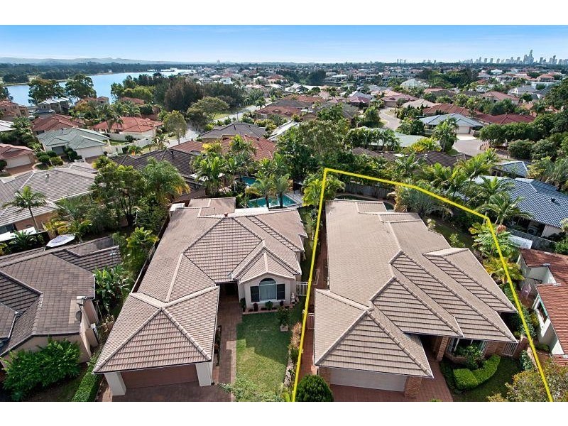 20 Moonraker Street, Clear Island Waters QLD 4226