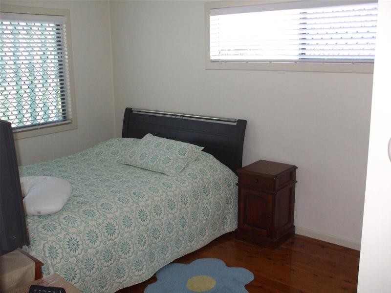 143 Nobby Parade, Miami QLD 4220