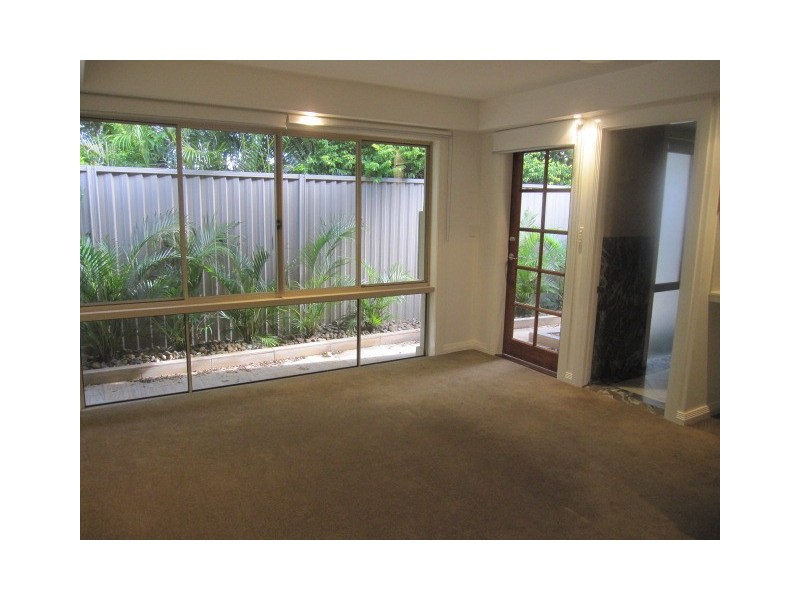 144 Rio Vista Bvd, Broadbeach Waters QLD 4218