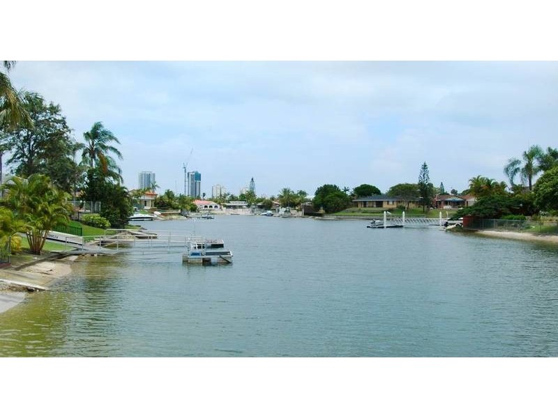 144 Rio Vista Bvd, Broadbeach Waters QLD 4218