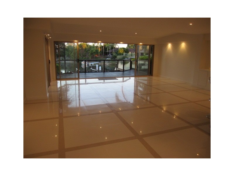 144 Rio Vista Bvd, Broadbeach Waters QLD 4218