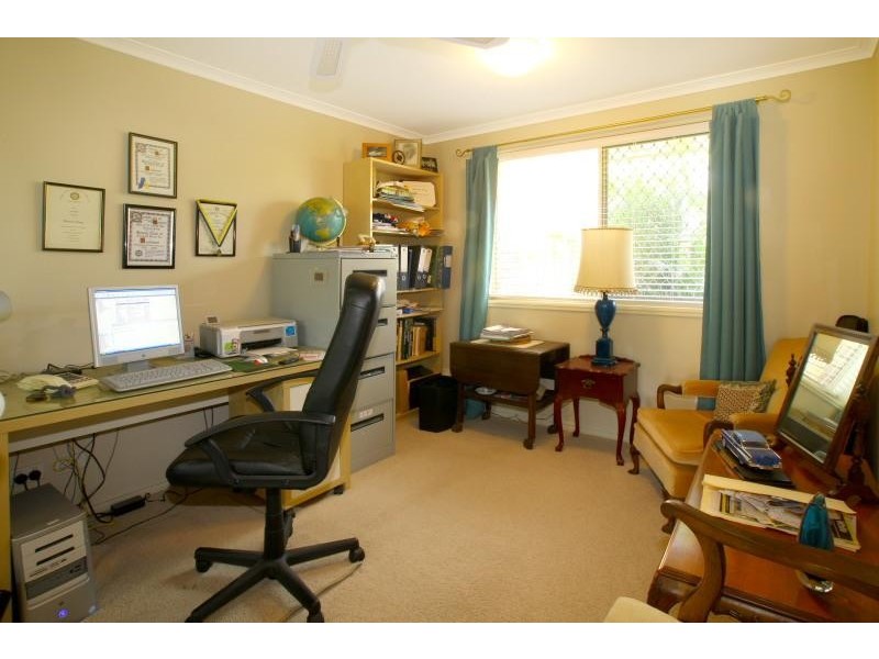 4 Ashwood Court, Robina QLD 4226