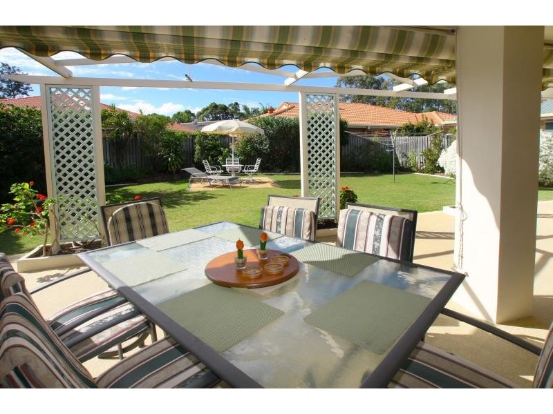 4 Ashwood Court, Robina QLD 4226