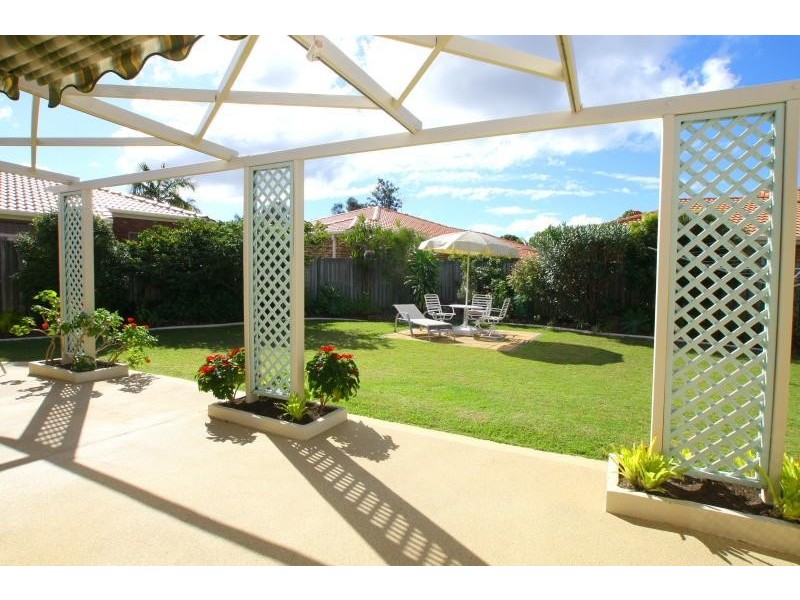 4 Ashwood Court, Robina QLD 4226