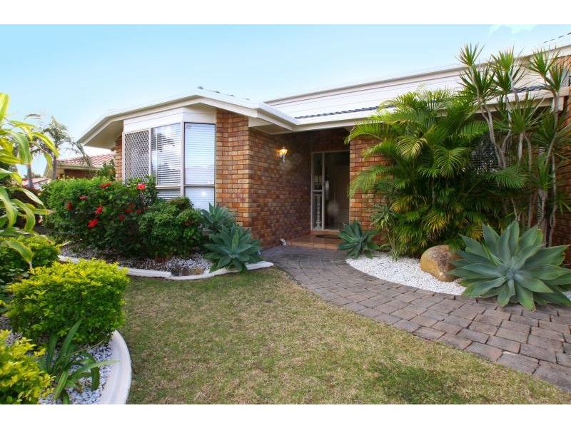 4 Ashwood Court, Robina QLD 4226