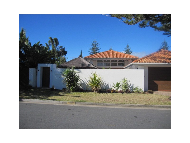 24 The Corso, Isle Of Capri QLD 4217