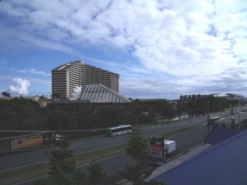 402/403/42 Surf Parade, Broadbeach QLD 4218