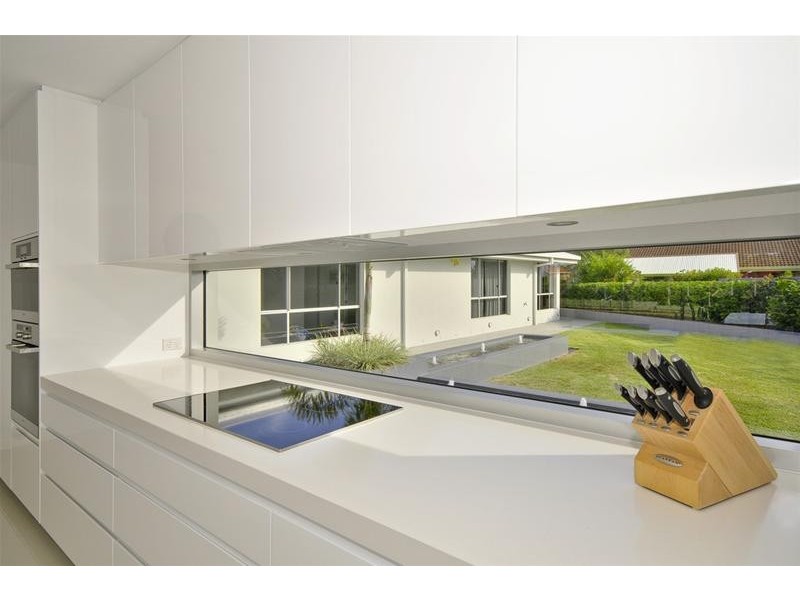 20 Salacia Avenue, Mermaid Waters QLD 4218