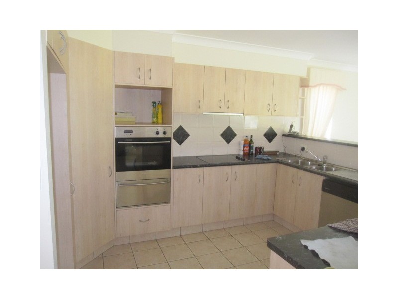 32 Olympus Drive, Robina QLD 4226