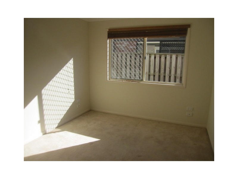 32 Olympus Drive, Robina QLD 4226