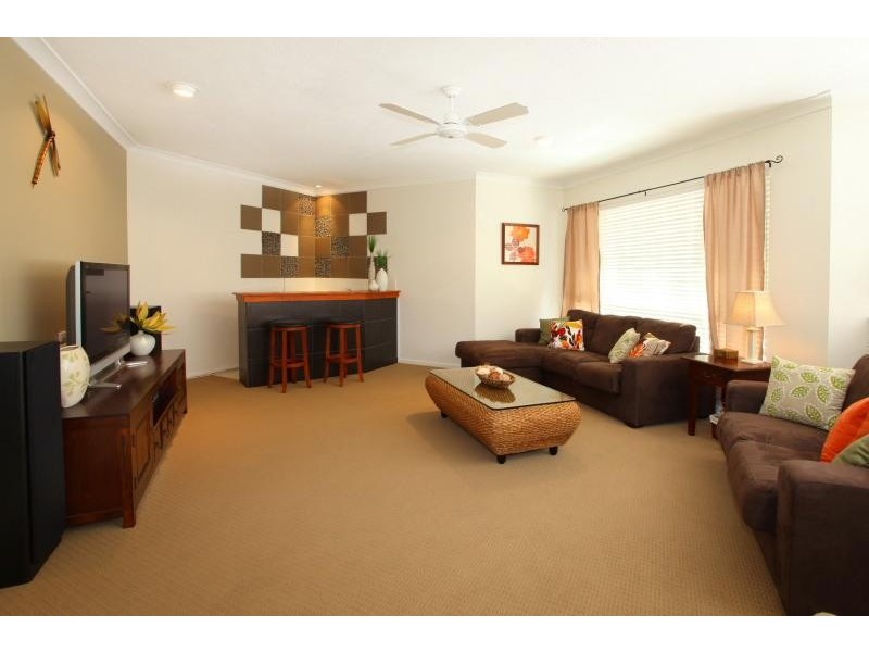 5 Northwood Close, Robina QLD 4226