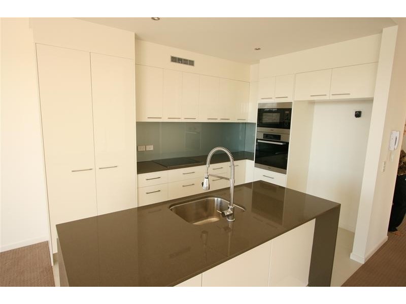 5/5055 Emerald Island Drive, Carrara QLD 4211