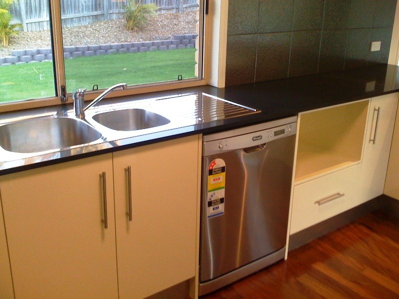 52 Armstrong Way, Highland Park QLD 4211