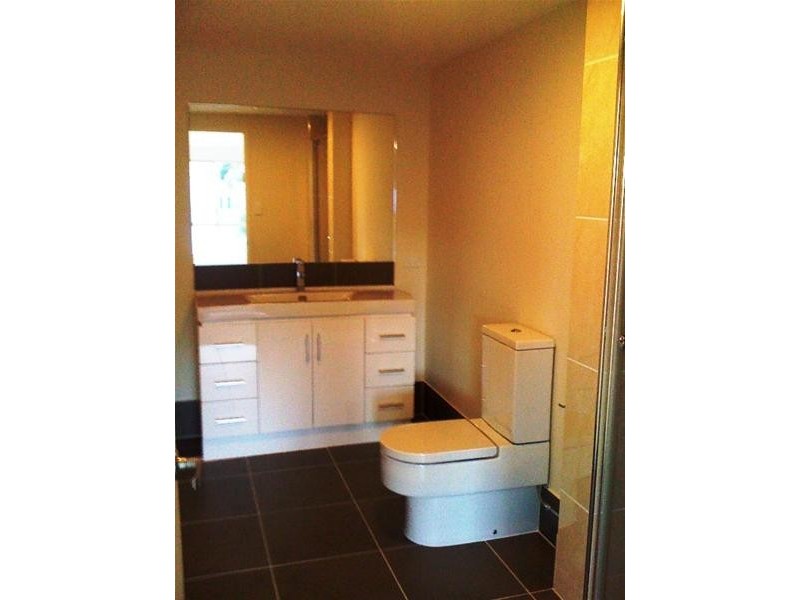 52 Armstrong Way, Highland Park QLD 4211