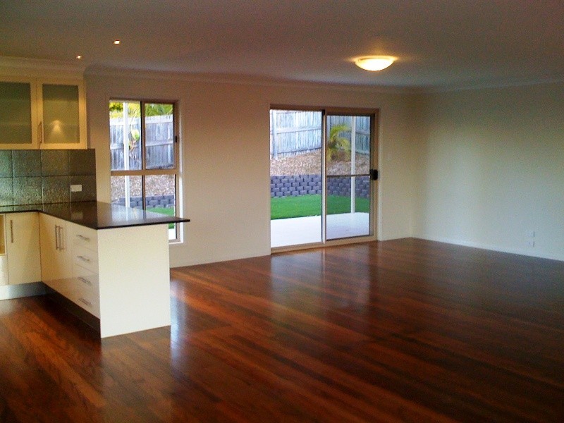 52 Armstrong Way, Highland Park QLD 4211