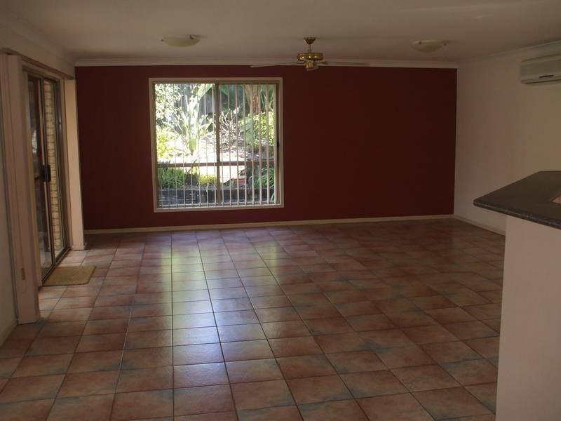 25 Outrigger Drive, Robina QLD 4226