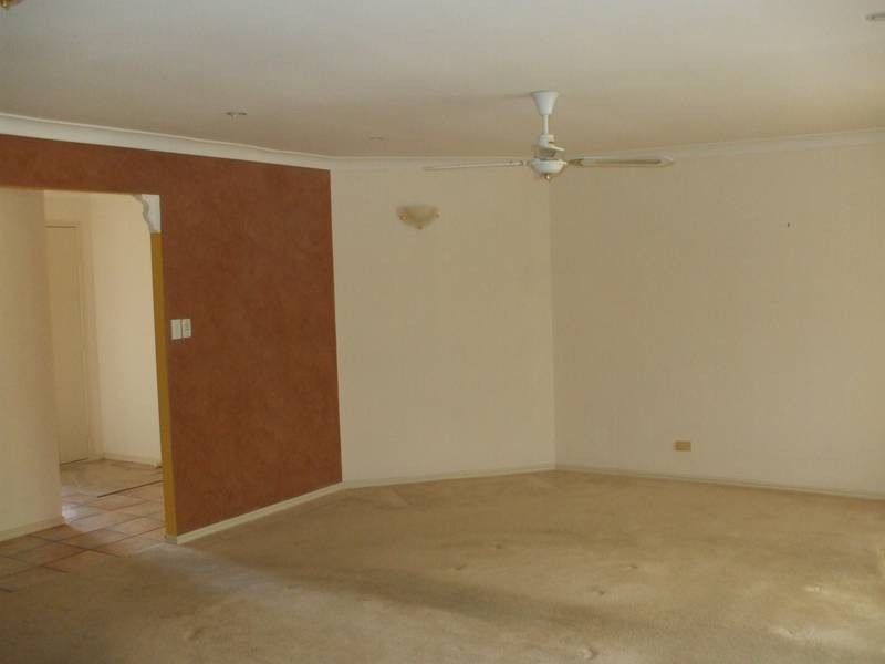 25 Outrigger Drive, Robina QLD 4226