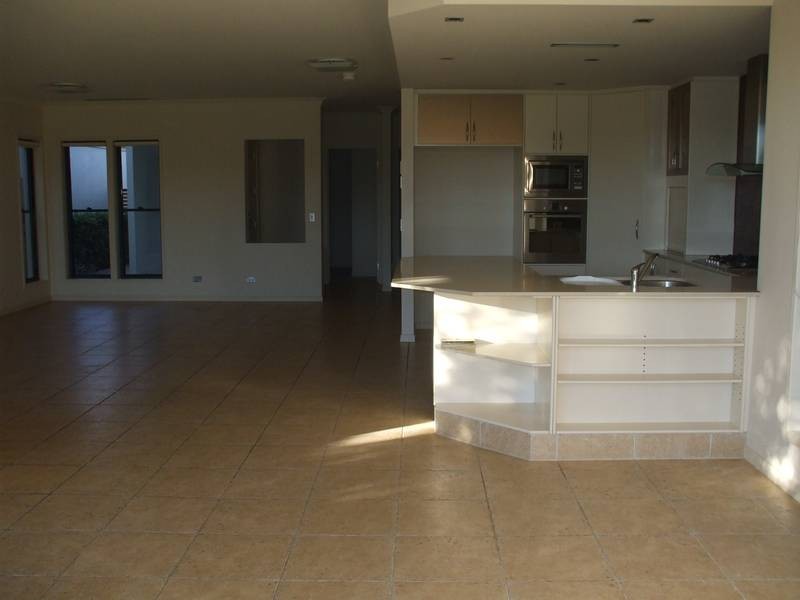 2034/ The Vistas Drive, Carrara QLD 4211