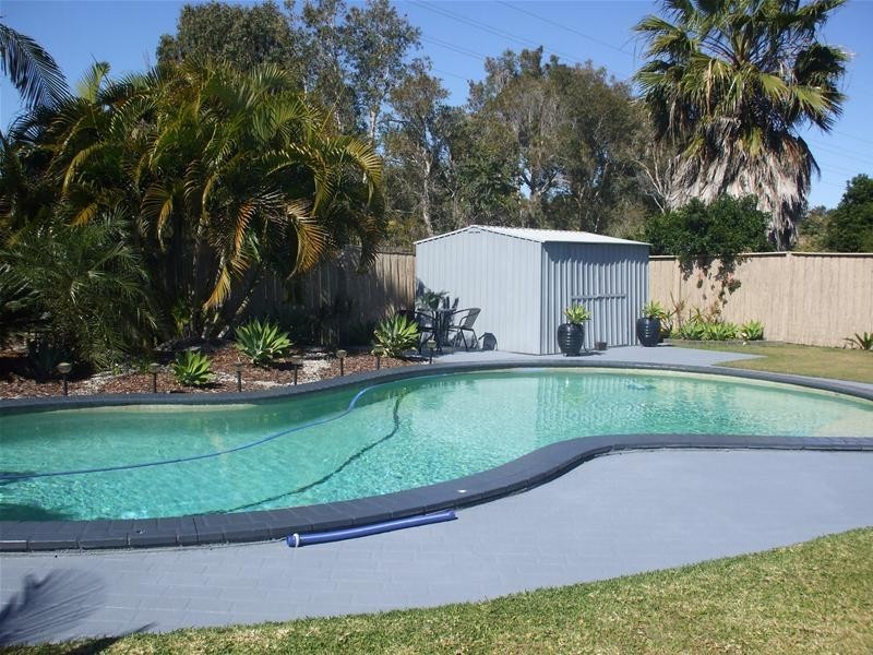 9 Port Jackson Boulevard, Clear Island Waters QLD 4226