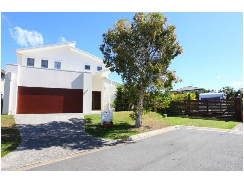 9 Oxford Court, Robina QLD 4226