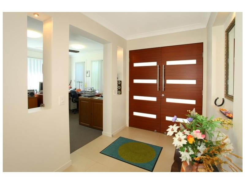 9 Oxford Court, Robina QLD 4226