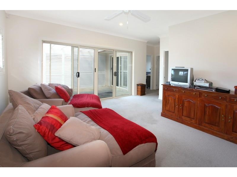 Clear Island Waters QLD 4226