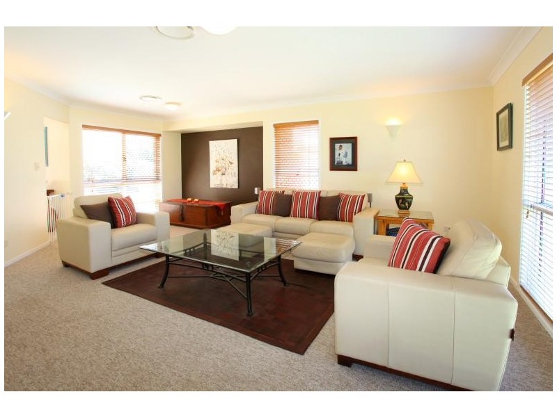 1 Kuranda Drive, Robina QLD 4226