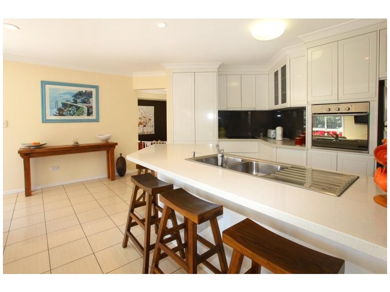 1 Kuranda Drive, Robina QLD 4226