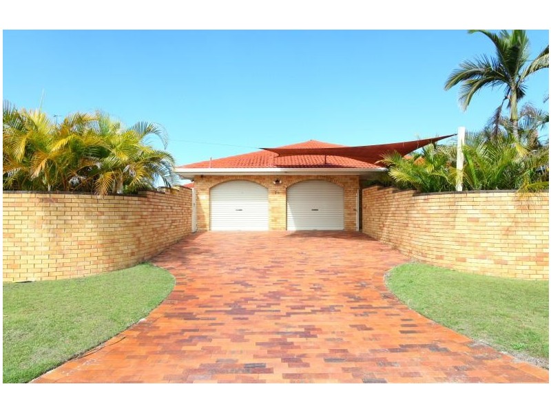 21 Pilot Court, Mermaid Waters QLD 4218