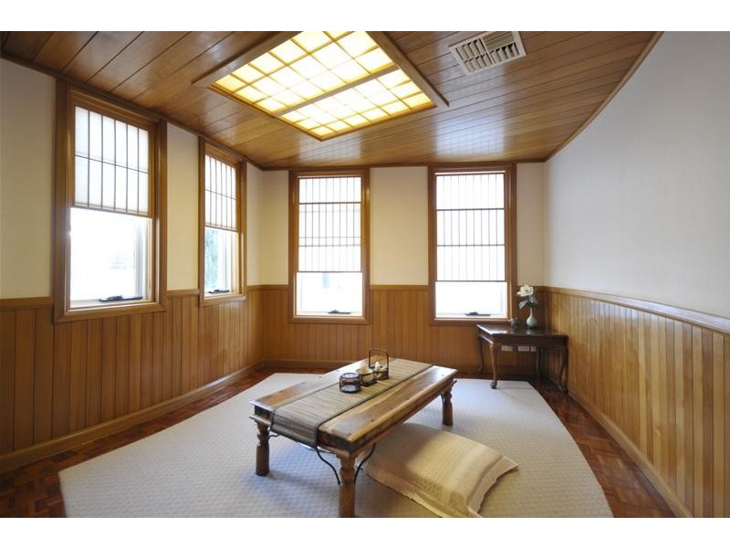 15 Karabella Court, Mermaid Waters QLD 4218