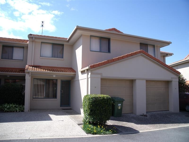 5/21 Regensberg Close, Varsity Lakes QLD 4227