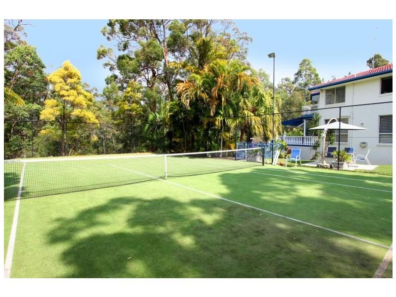 24 Federal Place, Robina QLD 4226
