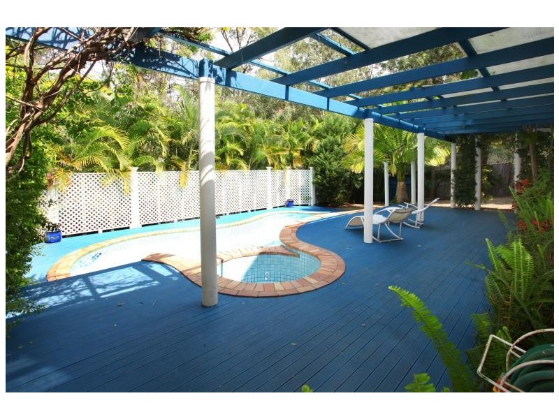 26 Federal Place, Robina QLD 4226