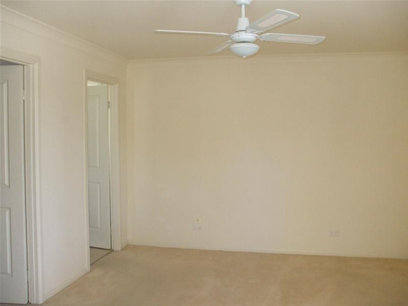 2/4 Heights Drive, Robina QLD 4226