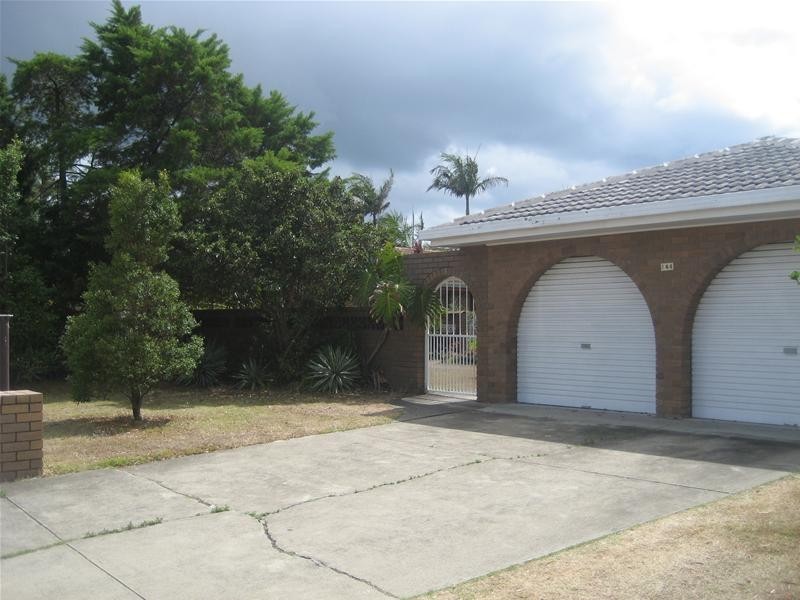 144 Sunshine Boulevard, Mermaid Waters QLD 4218