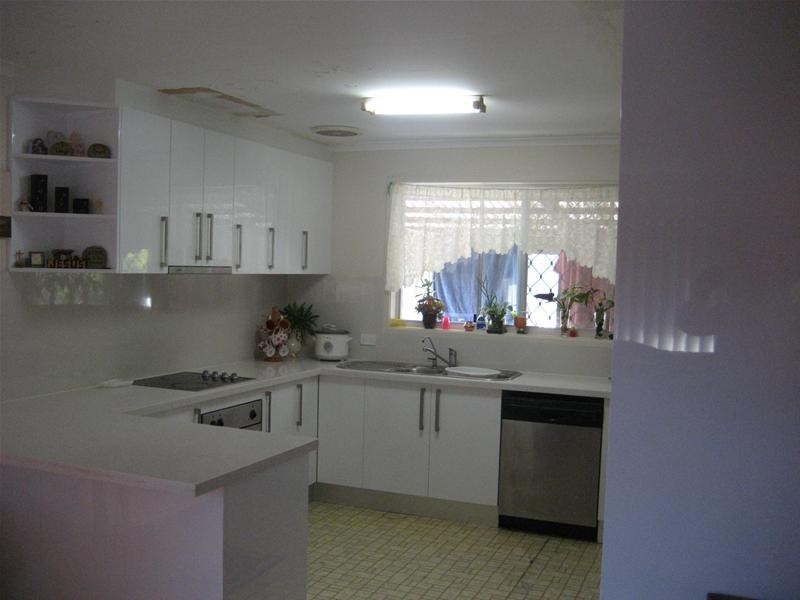 144 Sunshine Boulevard, Mermaid Waters QLD 4218