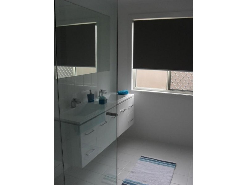 13 Manor Close, Robina QLD 4226