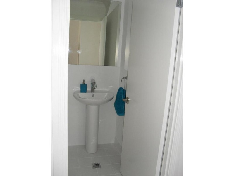 13 Manor Close, Robina QLD 4226