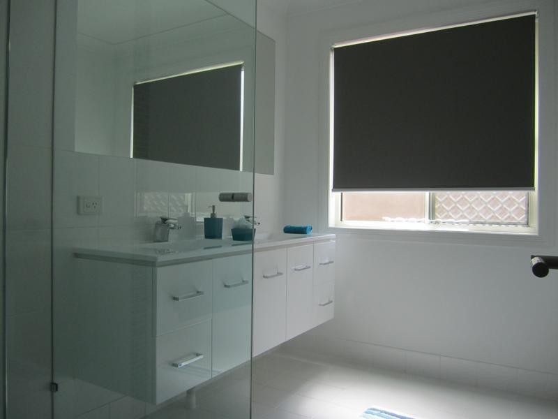 13 Manor Close, Robina QLD 4226